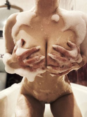 Маргарита, тел. 8 978 695-33-72 — массаж ню и не только